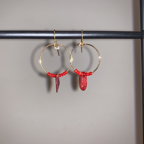 Red Beaded Gold Hoop Earrings - Picture 1 of 1
